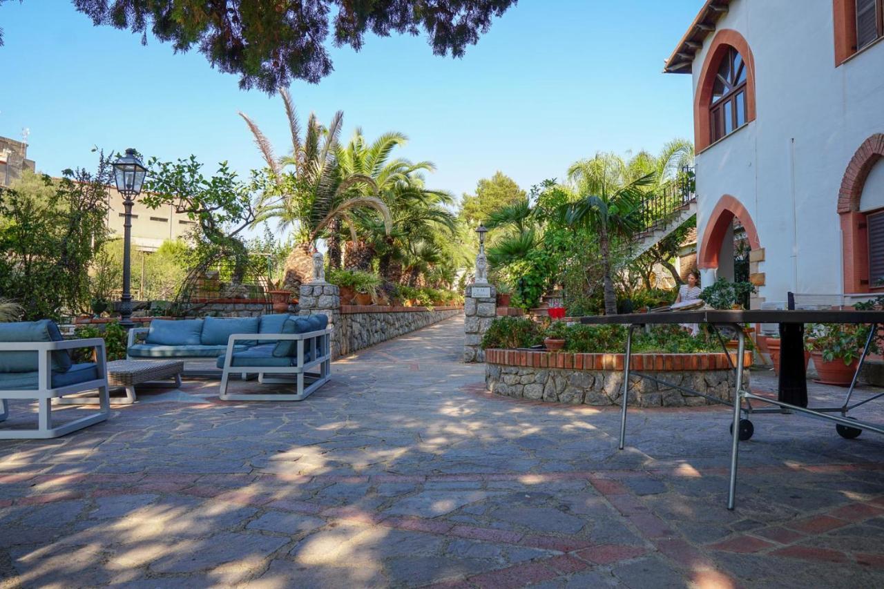 Villa Caterina - Solemar Sicilia Чефалу Экстерьер фото